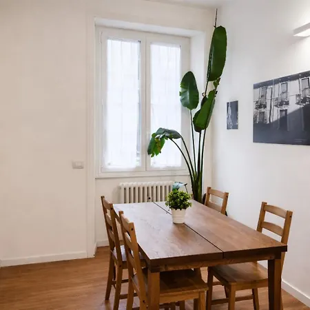 Milanrentals - Venere Apartament *