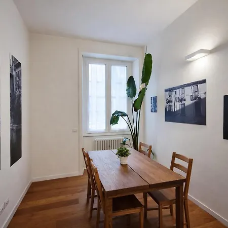 Milanrentals - Venere Apartament *